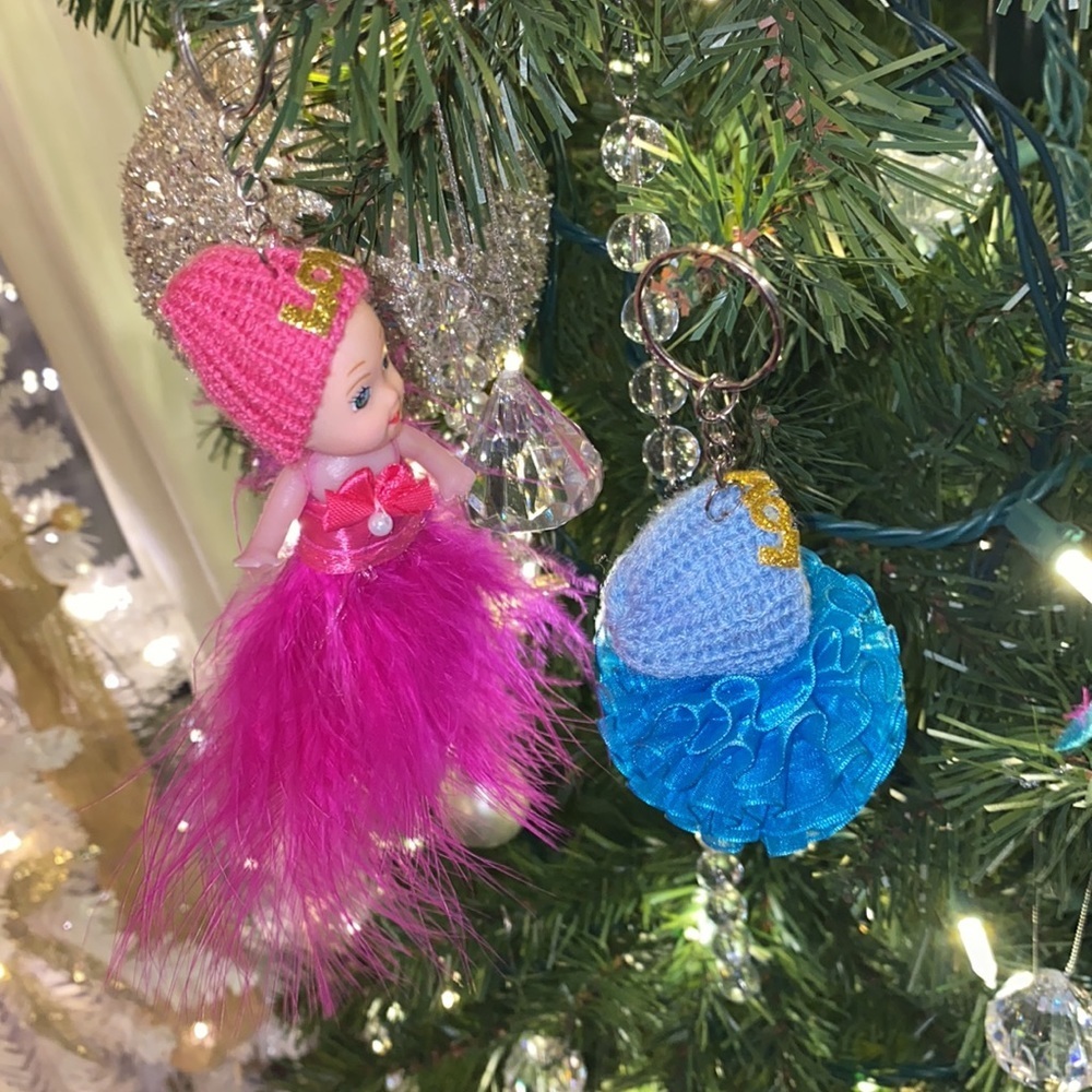 2 baby doll Christmas tree ornaments or keychains pink feather blue ribbon ball‌ - Picture 11 of 16